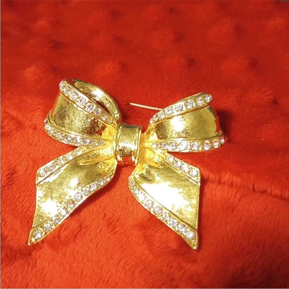Gold Bow Brooch with Rhinestones - Picture 2 of 9